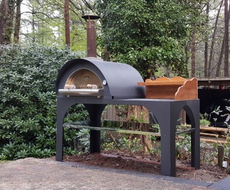 pizzaoven Clementi Mondo op Table pizzaoven Clementi Mondo op Table